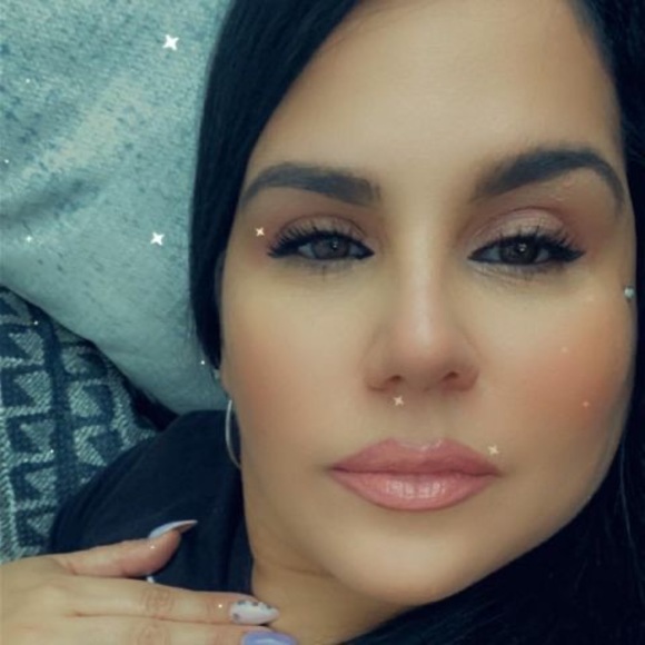 Meet your Posher, Selene - Picture 1 of 1